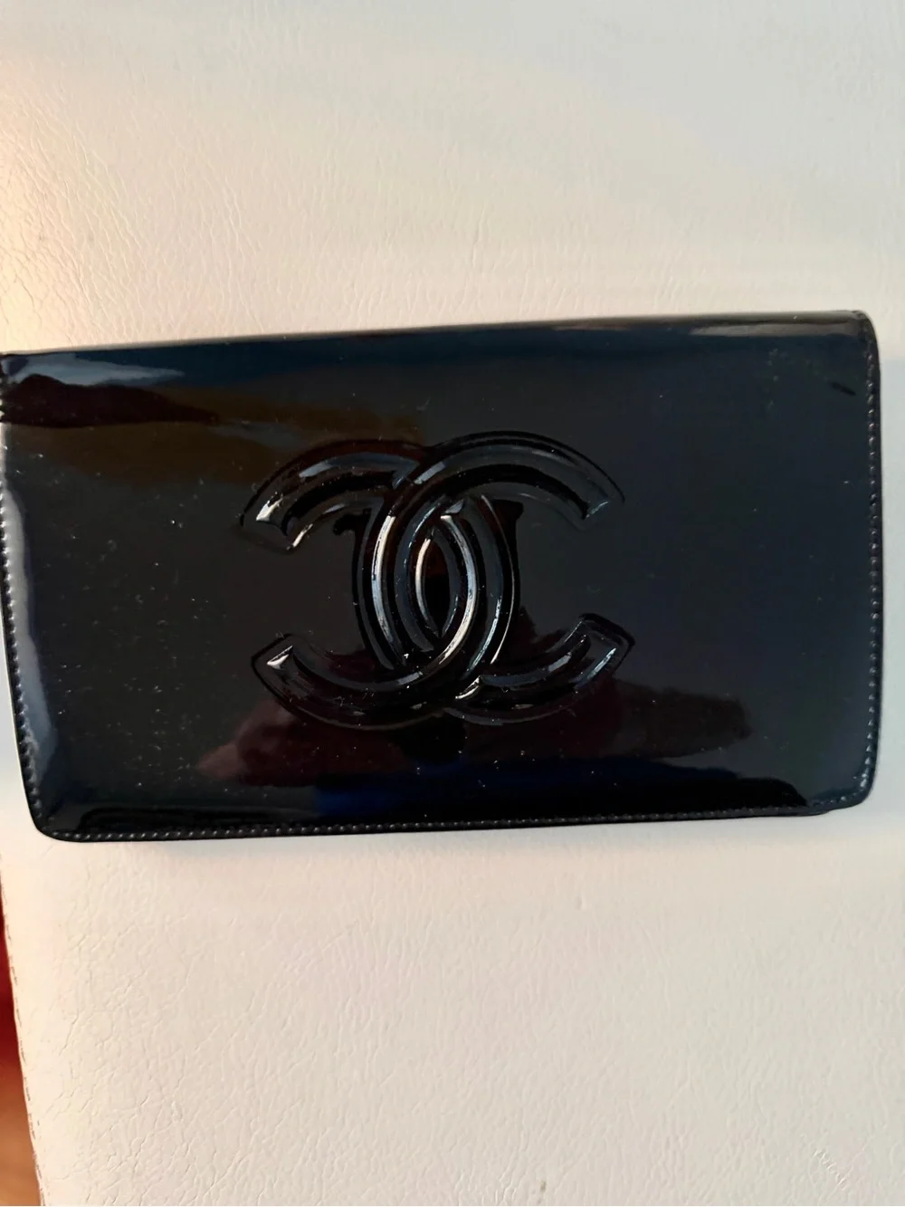 Preowned Chanel camellia Glossy Patent flower Wallet - Black